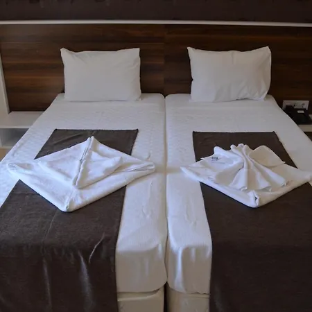 Grand Bed & Breakfast 3*