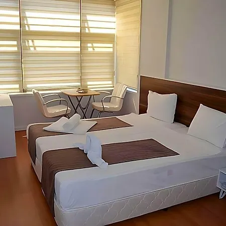 Grand 3*
